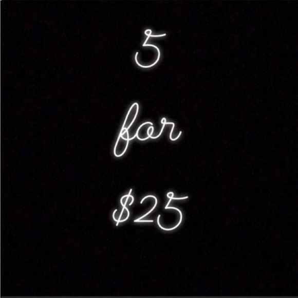 5 for $25! Moroccanoil Moroccanoil Treatment Hair Oil - Picture 2 of 2